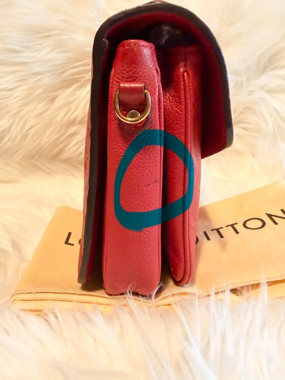 Louis Vuitton Red Empreinte Pochette Métis Satchel with Gold Hardware - Picture 12 of 17